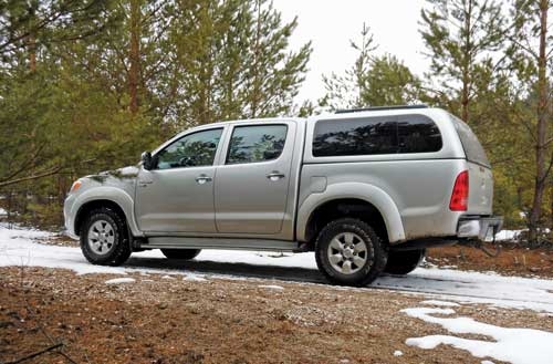 Wersja Double Cab z zabudową skrzyni ładunkowej (Fot. J. Łasecki)